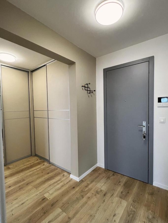 Cozy Stay Apartment Trenčín Esterno foto