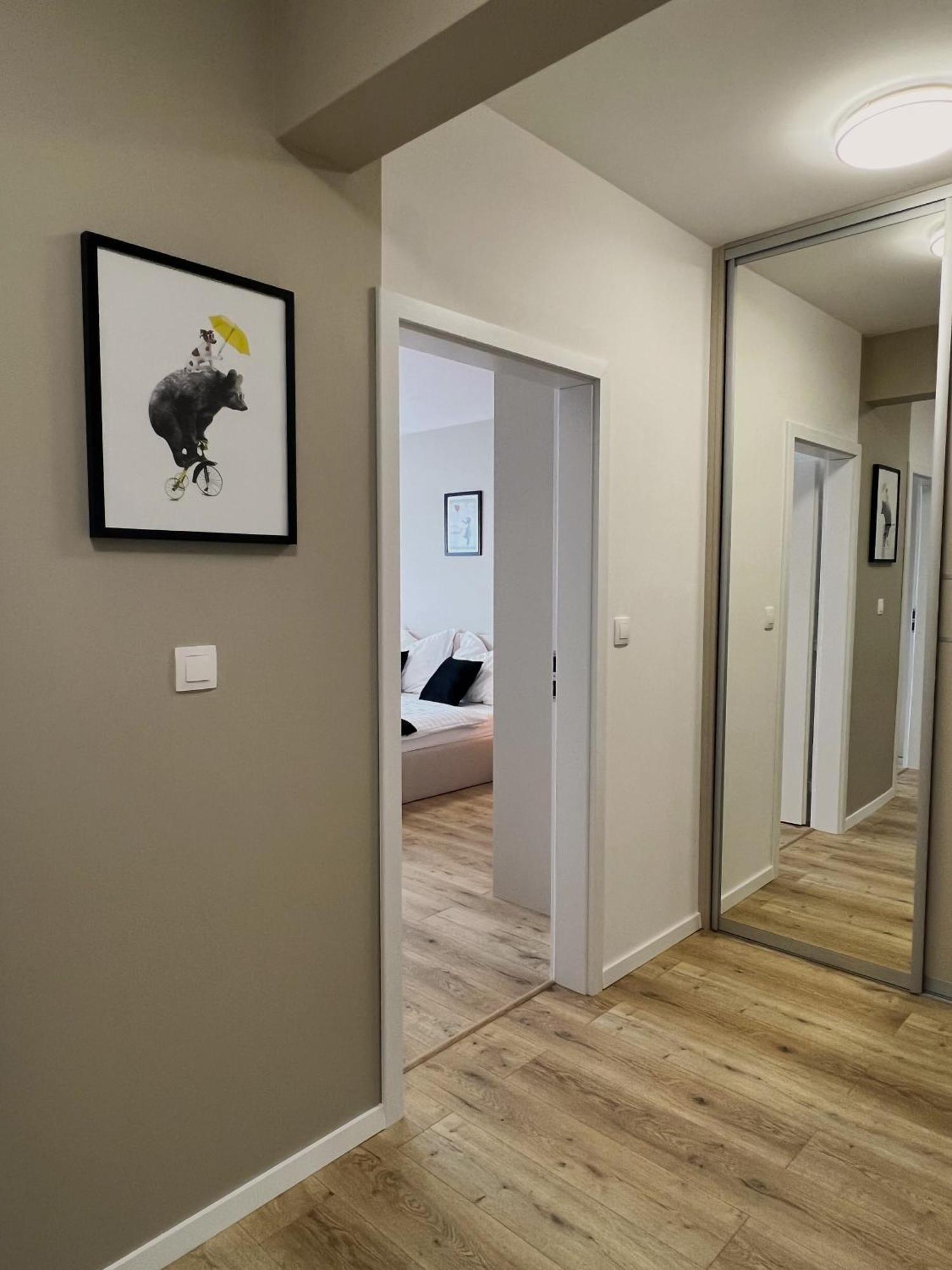 Cozy Stay Apartment Trenčín Esterno foto