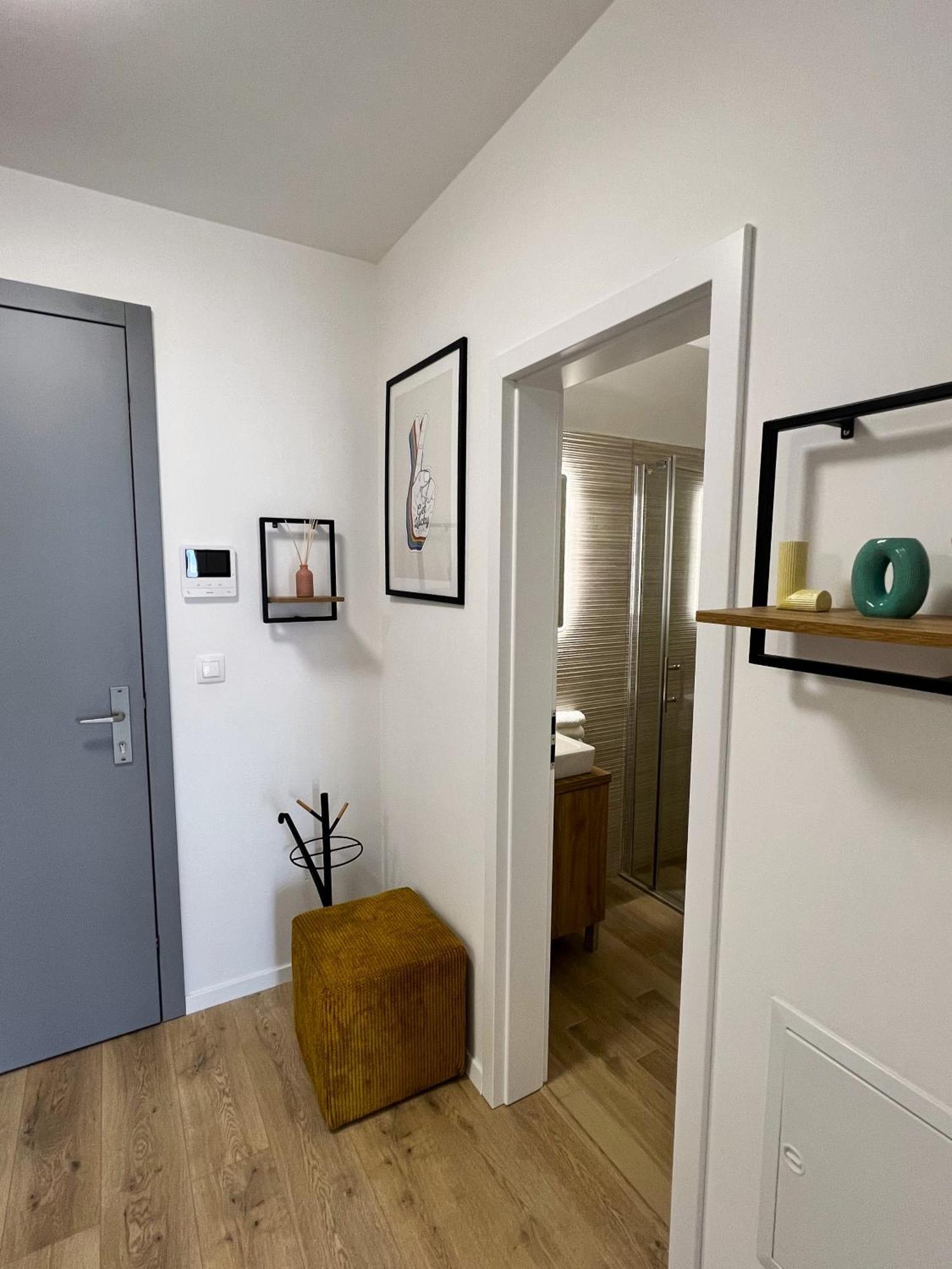Cozy Stay Apartment Trenčín Esterno foto